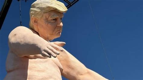 nude do trump|Naked Donald Trump statue near Las Vegas branded deplorable。